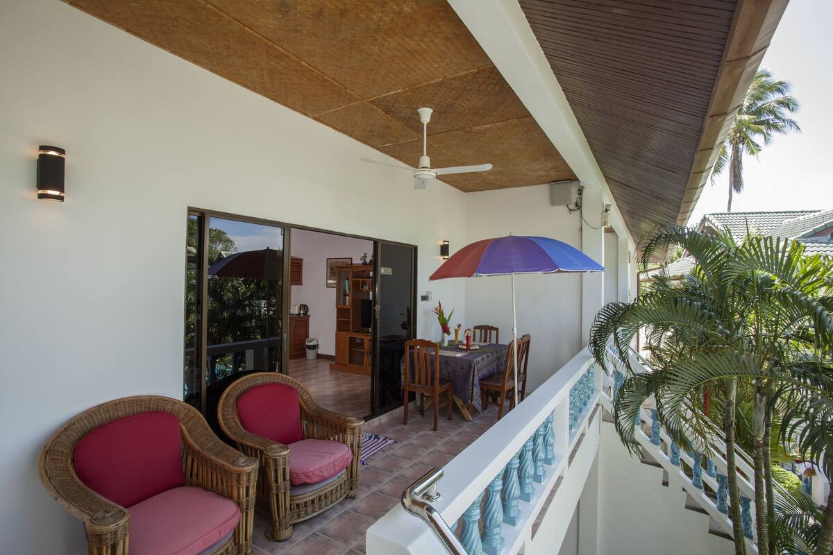 Explorer Room | Balcony