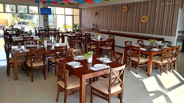 Breakfast, lunch and dinner served  - JM Ejecutivo Celaya,Centro Histórico (Celaya)