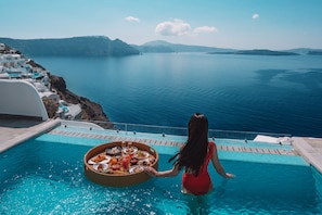 Grand Suite, Pool, Caldera View | In-room dining - Santorini Secret Suites & Spa (Santorini)