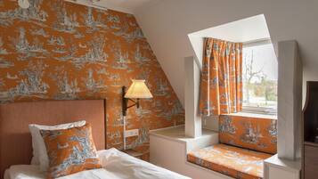 Superior Double Room (in Mansion) | 1 bedroom, minibar, individually decorated, individually furnished