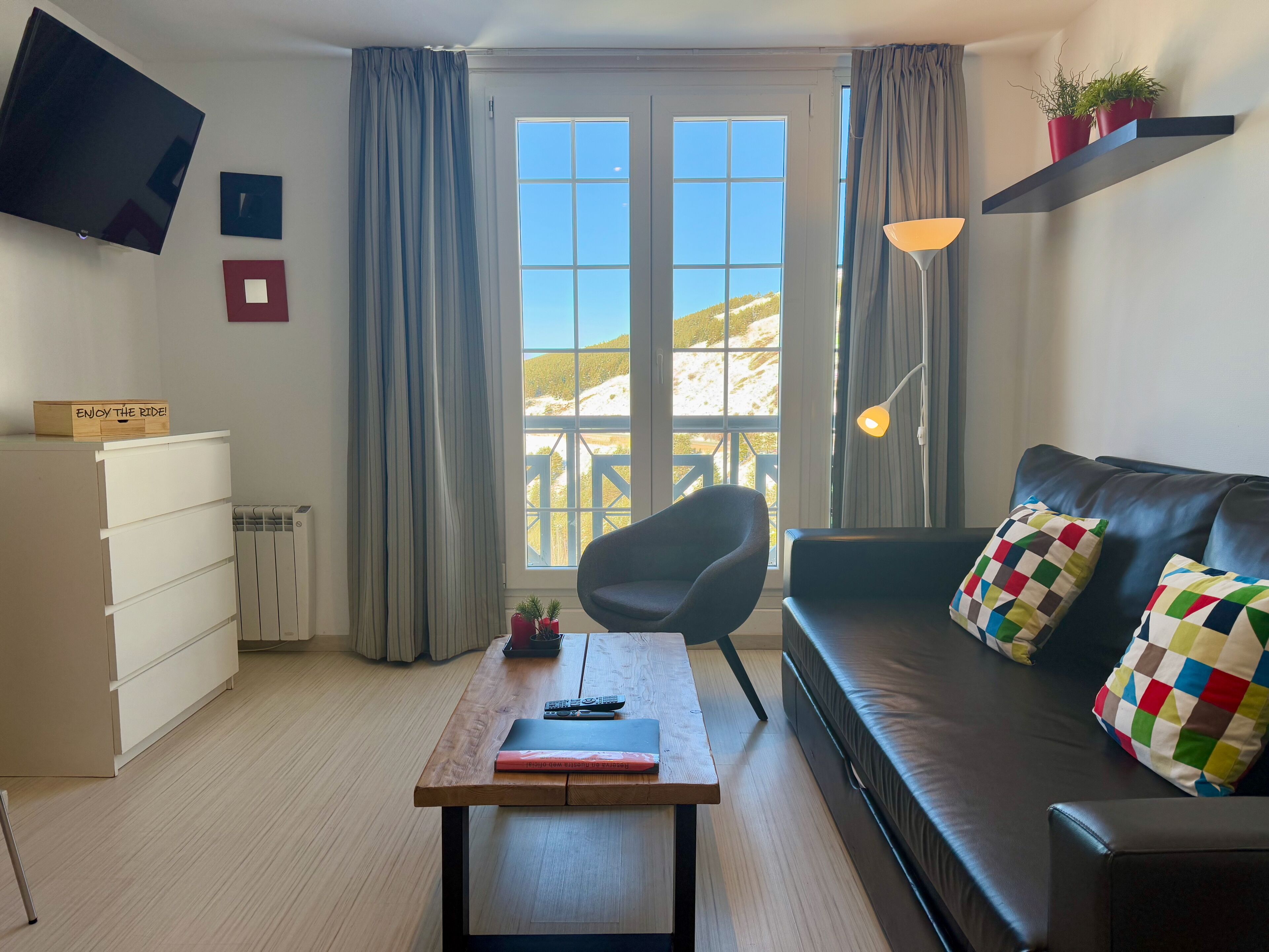 Superior Apartment, 1 Bedroom, Kitchen, Mountain View (4 People) | Premium bedding, down comforters, individually decorated