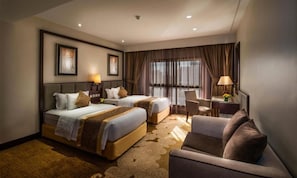 Minibar, in-room safe, desk, laptop workspace - Boudl AL Tahlia (Jeddah)