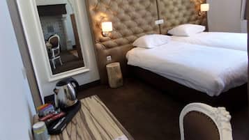 Hypo-allergenic bedding, in-room safe, desk, iron/ironing board