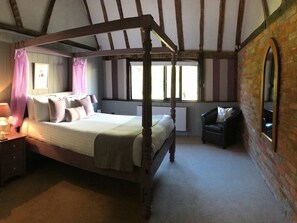 Chambre Double, salle de bains attenante (Stable Suite)