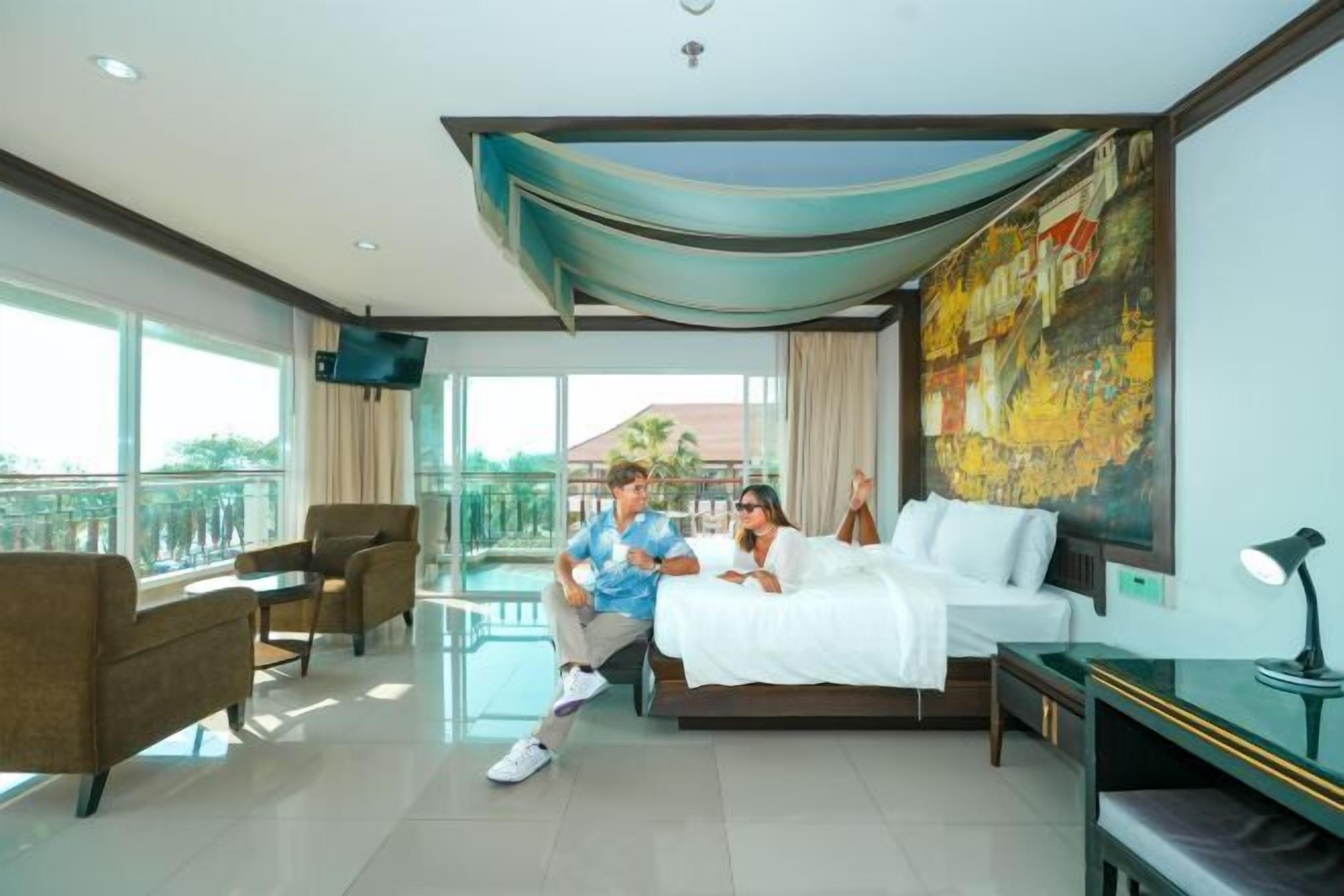 Premium bedding, minibar, in-room safe, individually decorated