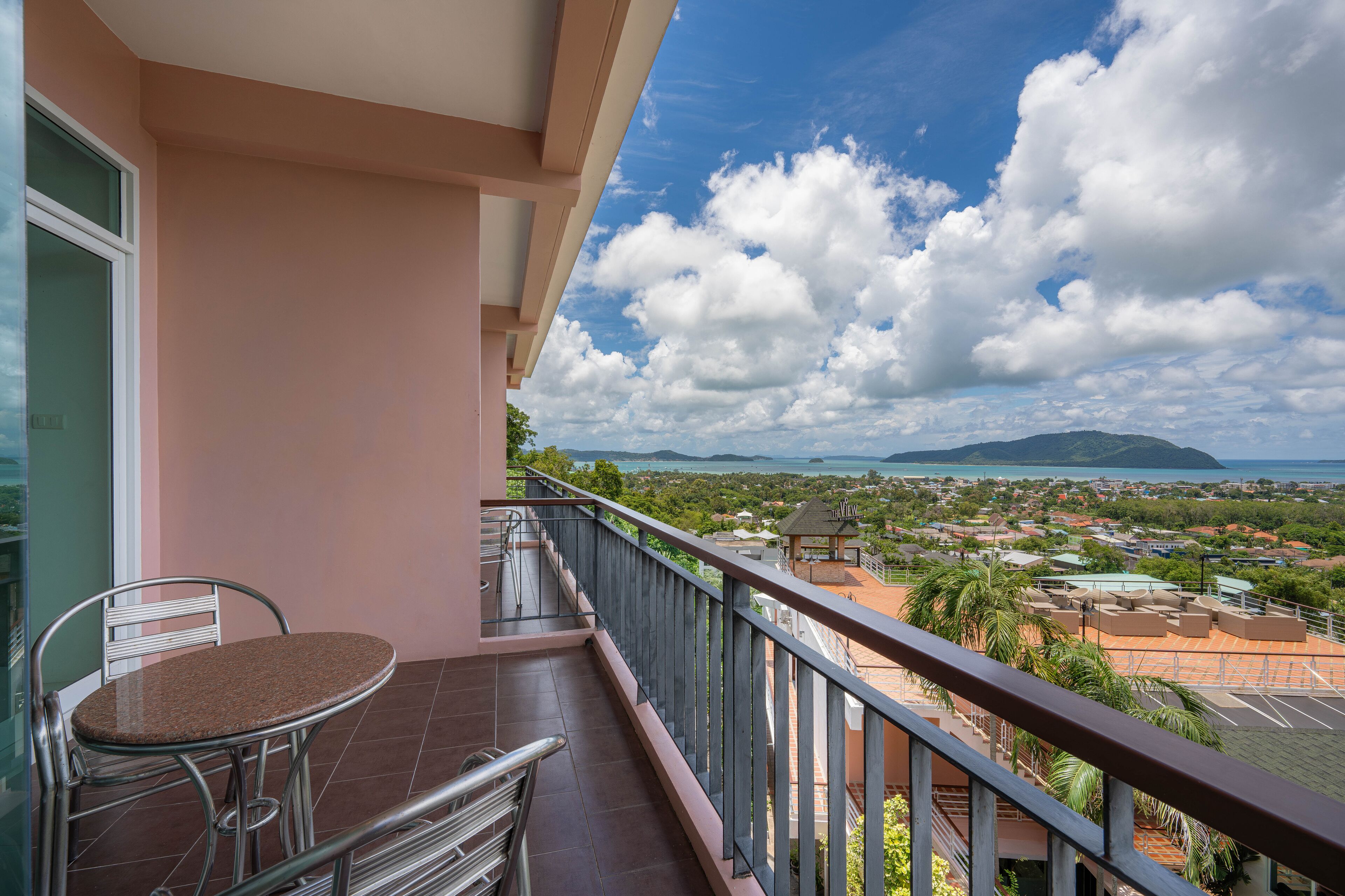 Grand Double or Twin Room, 1 Double or 2 Single Beds, Sea View | Beach/ocean view