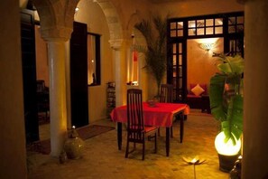 Breakfast, dinner served; Moroccan cuisine, al fresco dining 