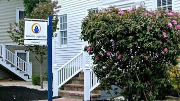 Majoituspaikan sisäänkäynti