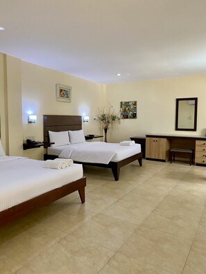 Deluxe Family Room (West Wing) | In-room safe, desk, bed sheets - Panglao Regents Park Resort (Panglao)