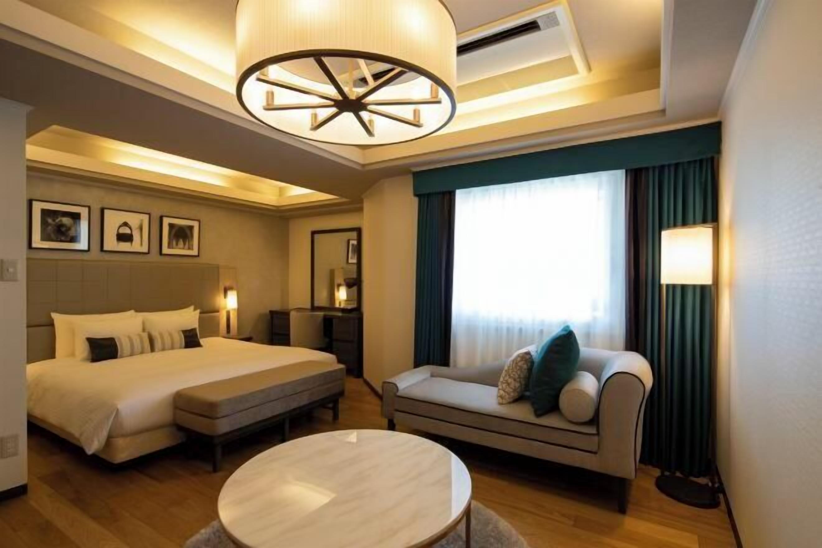 アイロン / アイロン台、WiFi (無料)、ベッドシーツ