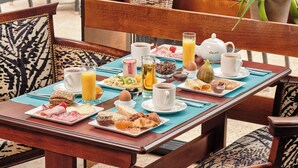 Daily buffet breakfast for a fee