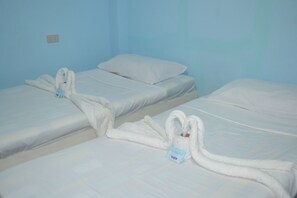 Chambre avec lits jumeaux | Wi-Fi gratuit, draps fournis