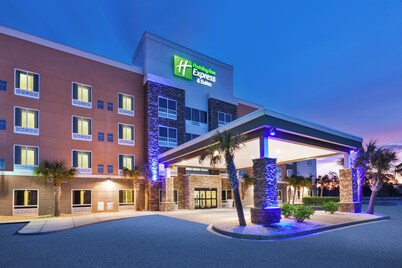 Holiday Inn Express & Suites Southport - Oak Island Area by IHG