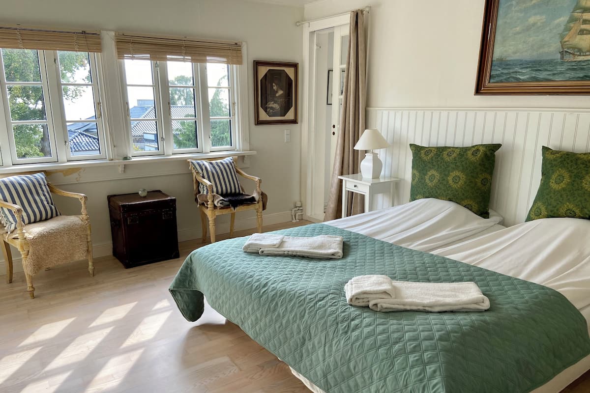 Suite – deluxe | Lydisolert, wi-fi (inkludert) og sengetøy
