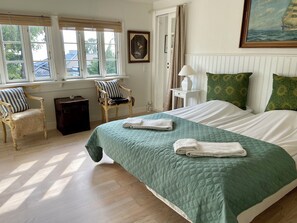 Suite – deluxe | Lydisolert, wi-fi (inkludert) og sengetøy