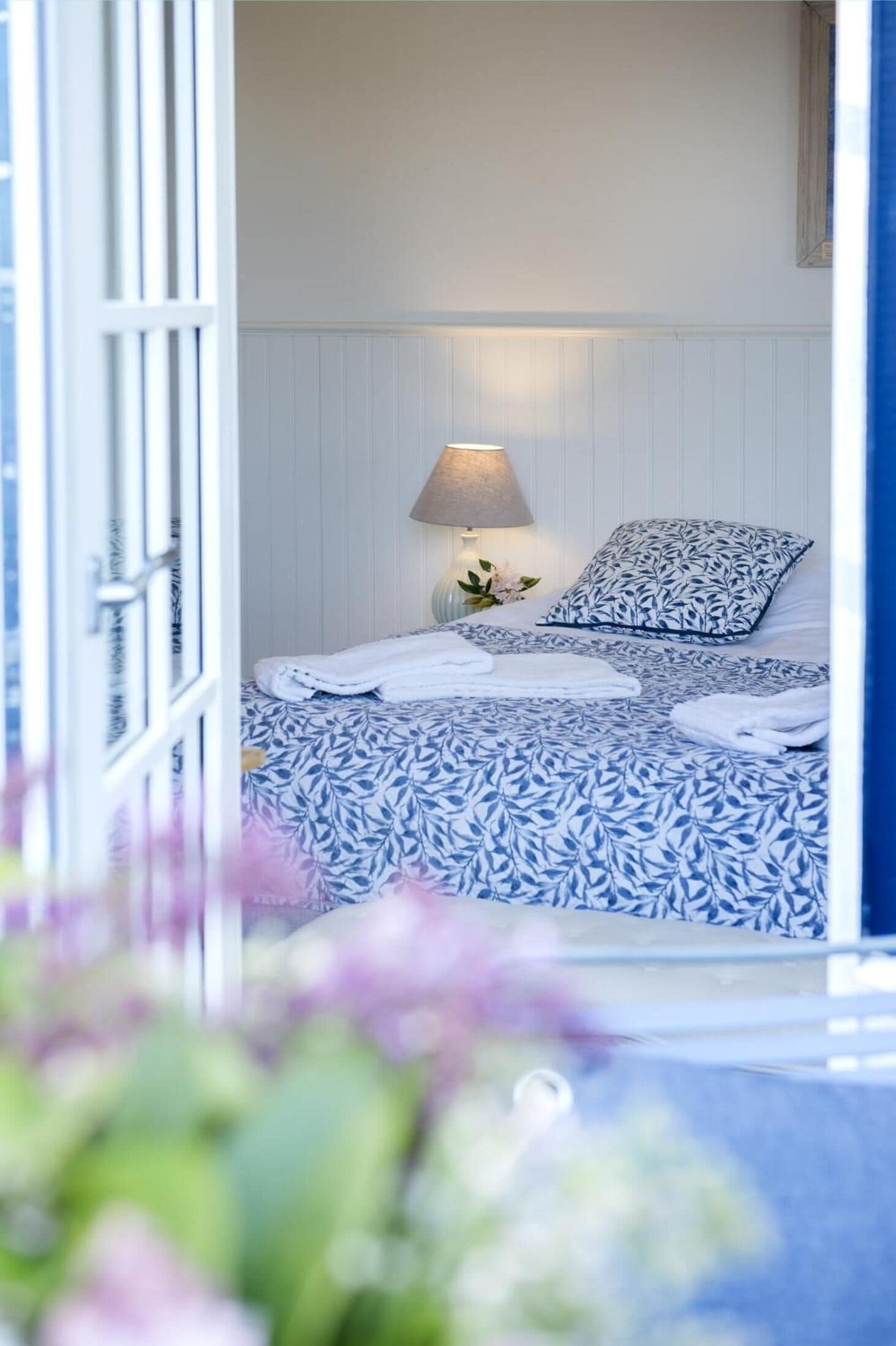 deluxe suite | 1 bedroom, soundproofing, free wifi, bed sheets