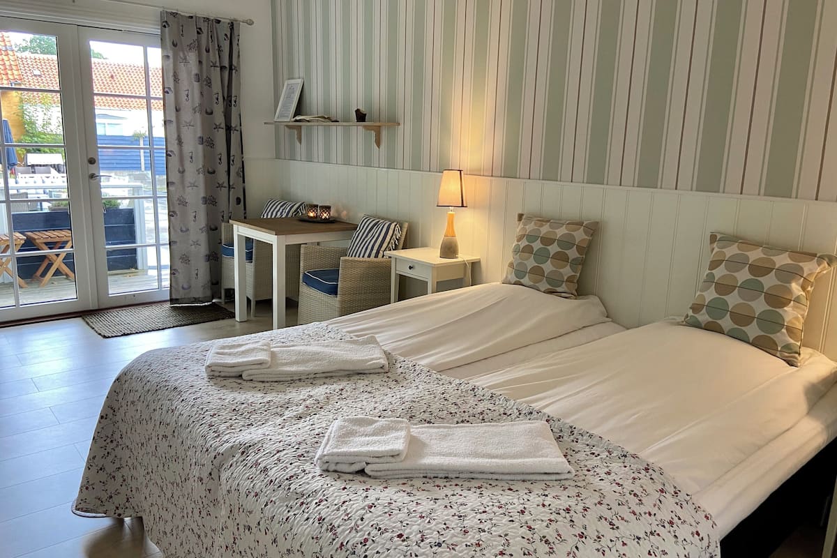 1 bedroom, soundproofing, free wifi, bed sheets