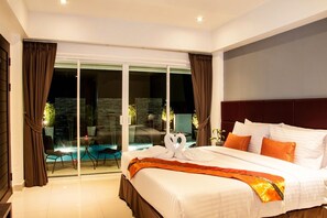 Minibar, in-room safe, desk, blackout curtains - Amin Resort (Choeng Thale)