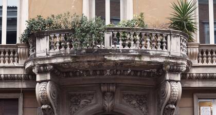 Arenula Suites
