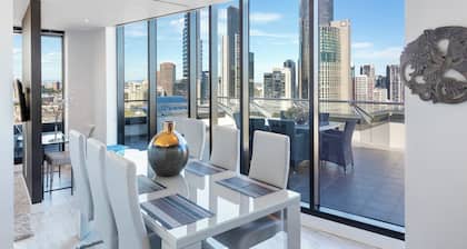 Aura on Flinders Serviced Apartments