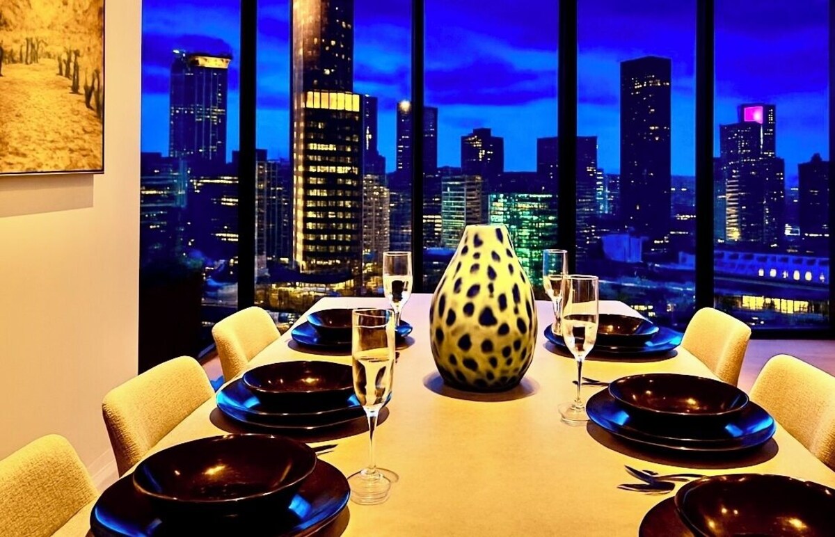 Aura on Flinders Serviced Apartments