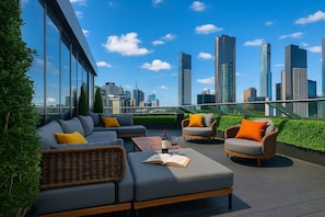 Apartamento Signature, 2 habitaciones, balcón | Terraza o patio