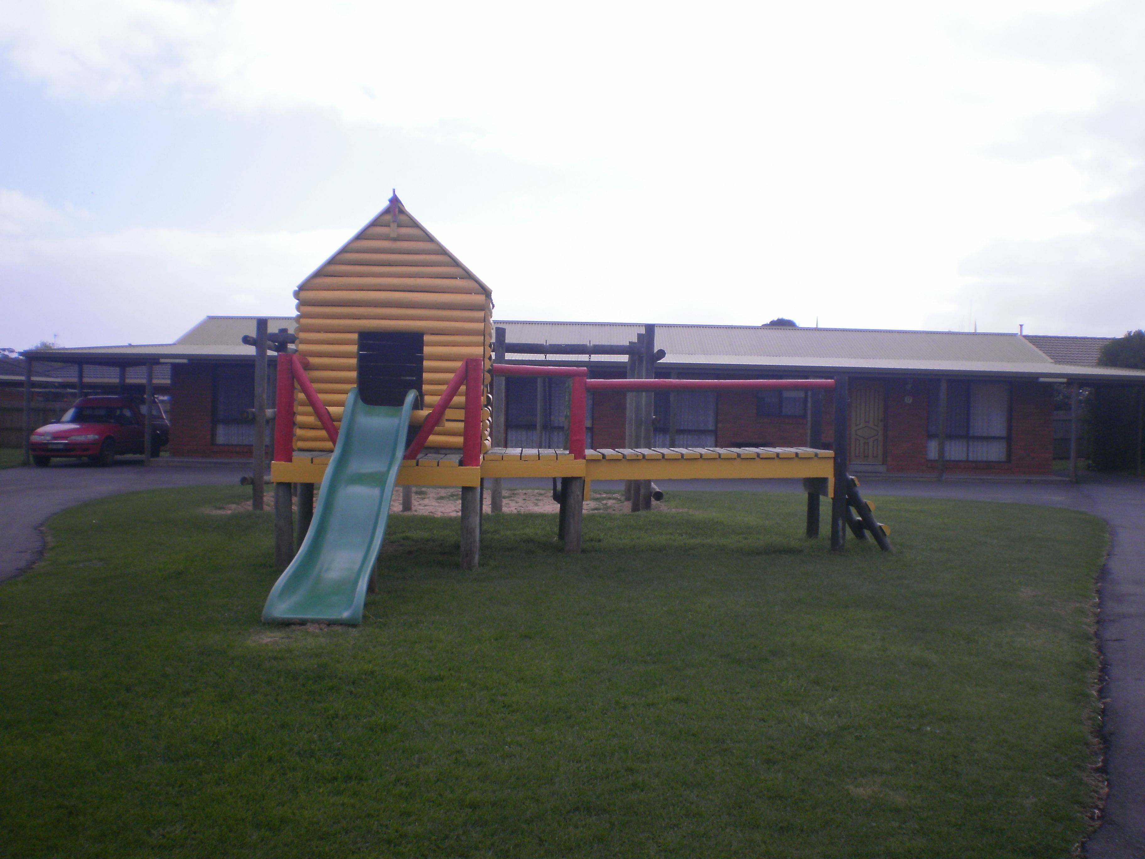 children’s play area – outdoor