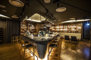 Bar (en el alojamiento)