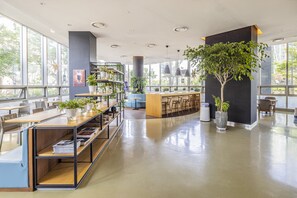 Café - Holiday Inn Incheon Songdo by IHG (Incheon)