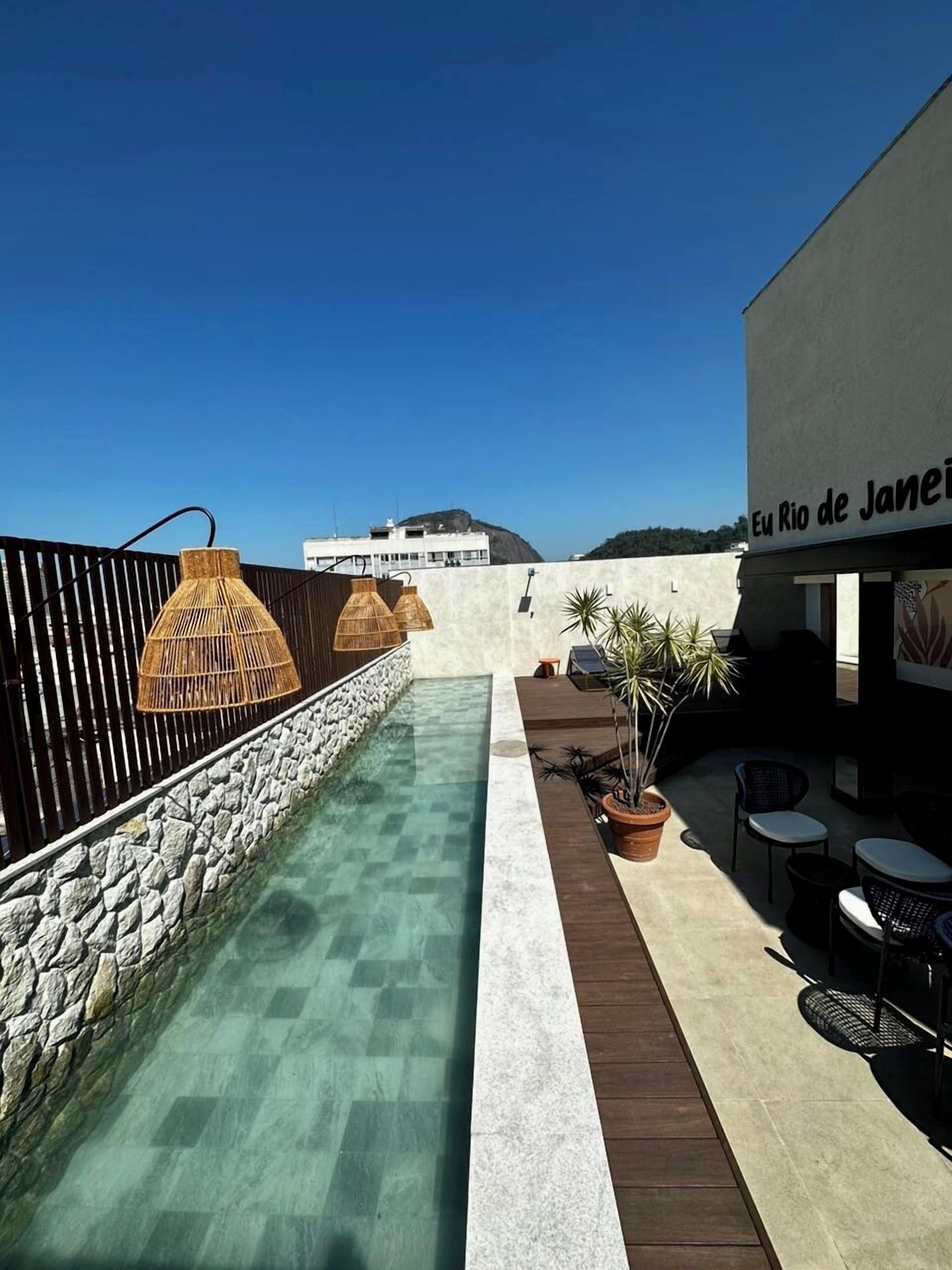 Outdoor pool, pool loungers