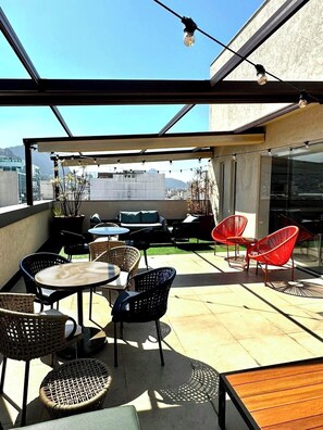 Terrace/patio - Royalty Rio Hotel (Rio de Janeiro)