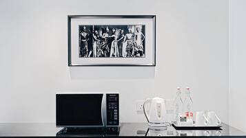 Executive Suite | 1 υπνοδωμάτιο, χρηματοκιβώτιο στο δωμάτιο, μοναδική επίπλωση, γραφείο
