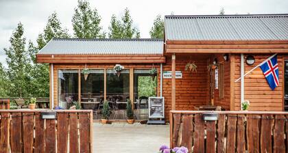 Minniborgir Cottages & Restaurant