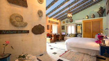 Junior Suite | 1 bedroom, Egyptian cotton sheets, premium bedding, down duvets
