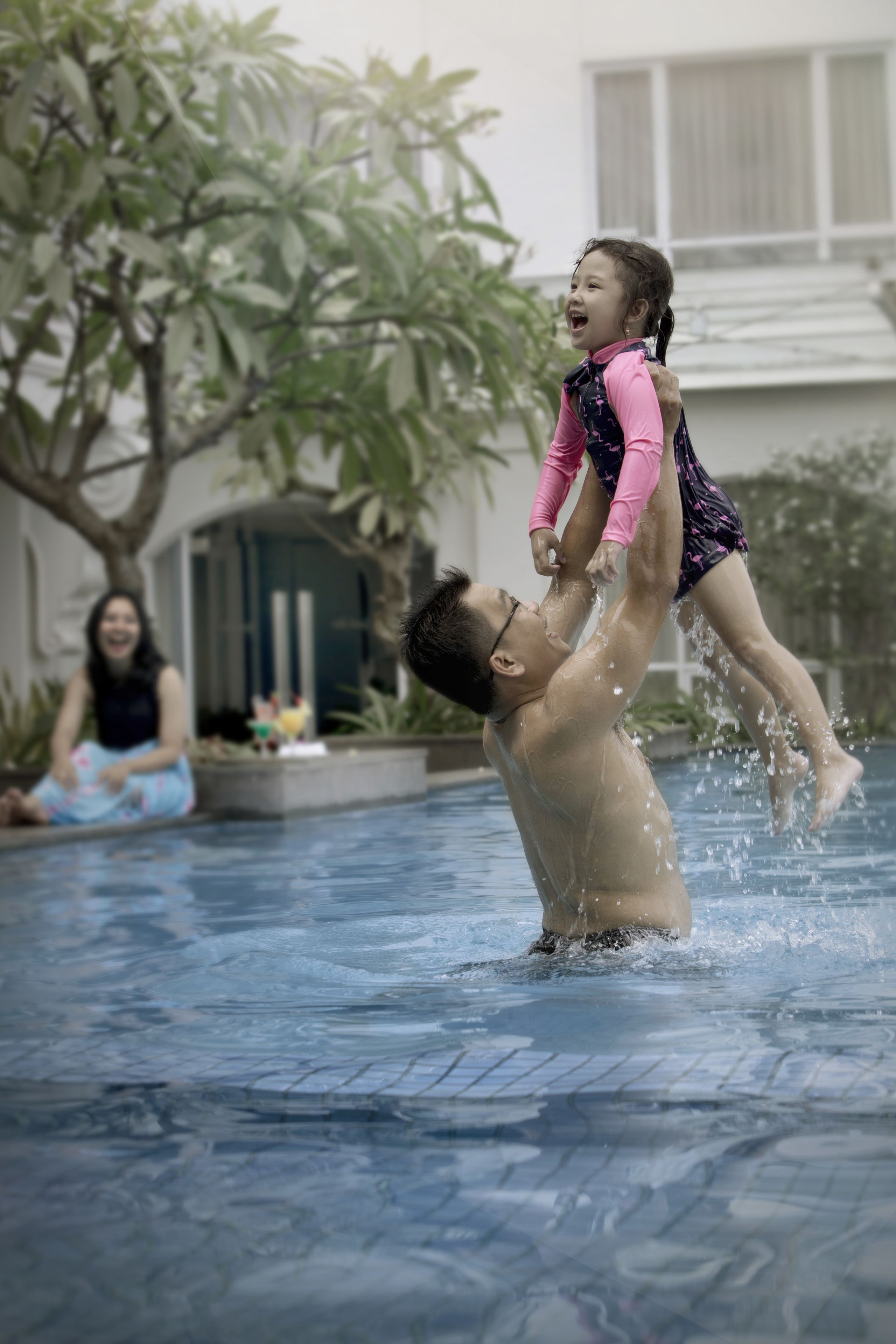 Lasten leikkialue ulkona