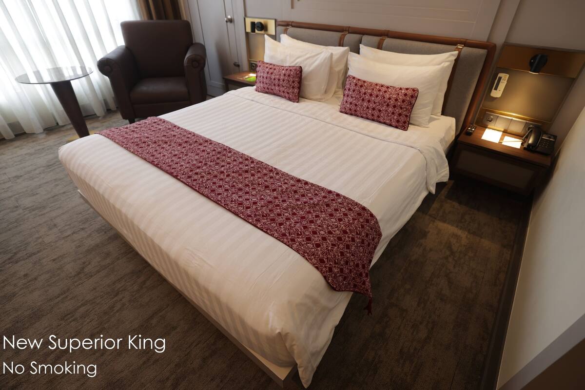 New Superior King/ Double (Non Smoking) | 1 多间卧室、高档床上用品、迷你吧、客房内保险箱
