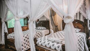 In-room safe, individually decorated, individually furnished, desk