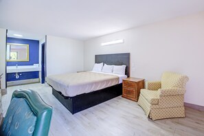 Kamer, 1 kingsize bed, niet-roken | Een bureau, een strijkplank/strijkijzer, gratis wifi, beddengoed