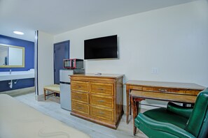 Room, 1 King Bed, Smoking | Desk, iron/ironing board, free WiFi, bed sheets