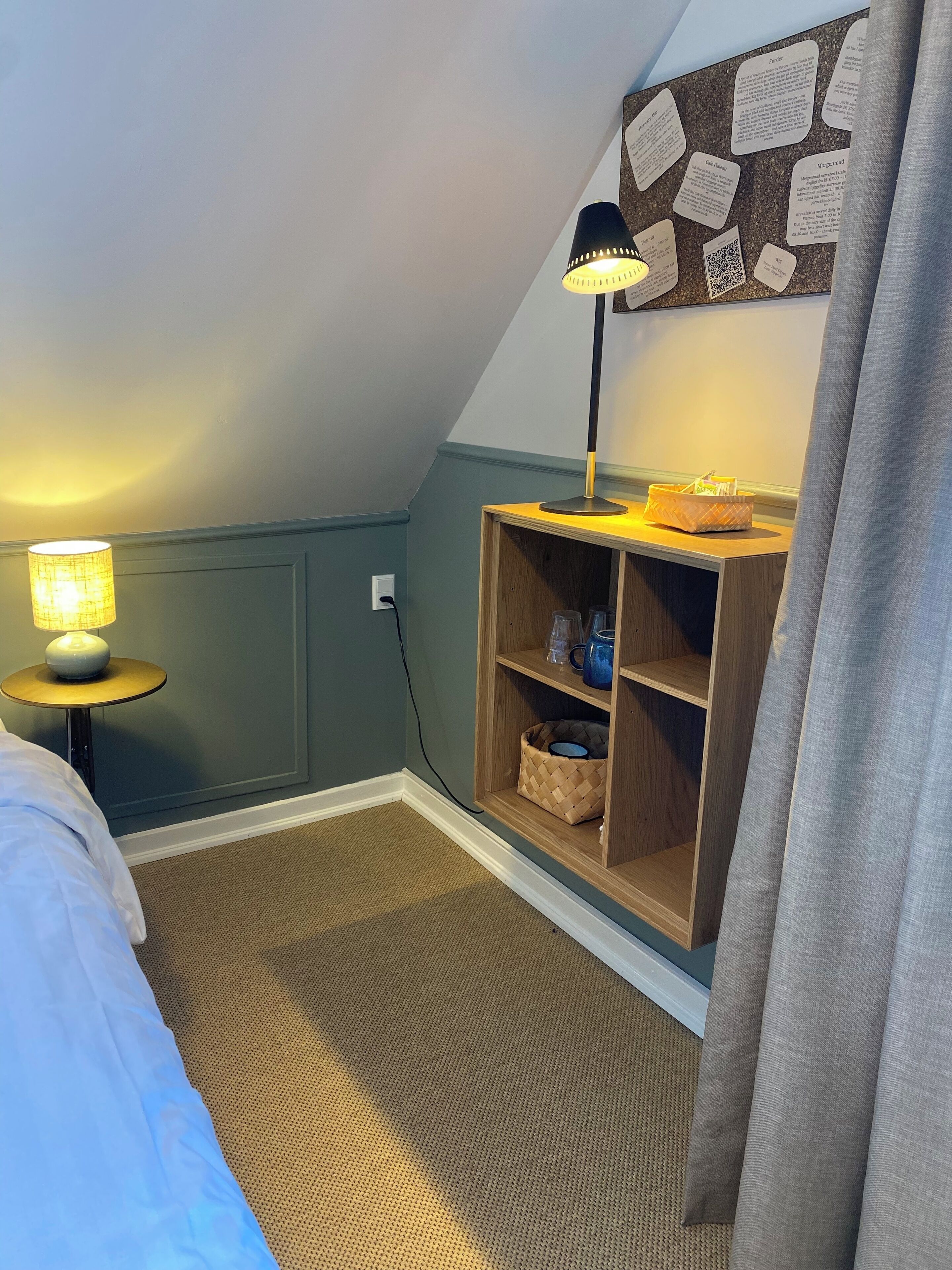 Traditional Double Room, 1 King Bed, Sea Facing (Detached Bathroom) | Iron/ironing board, free WiFi, bed sheets