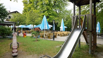 Children's play area - outdoor