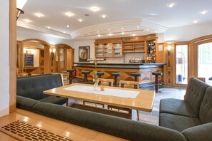 Bar (en la propiedad)