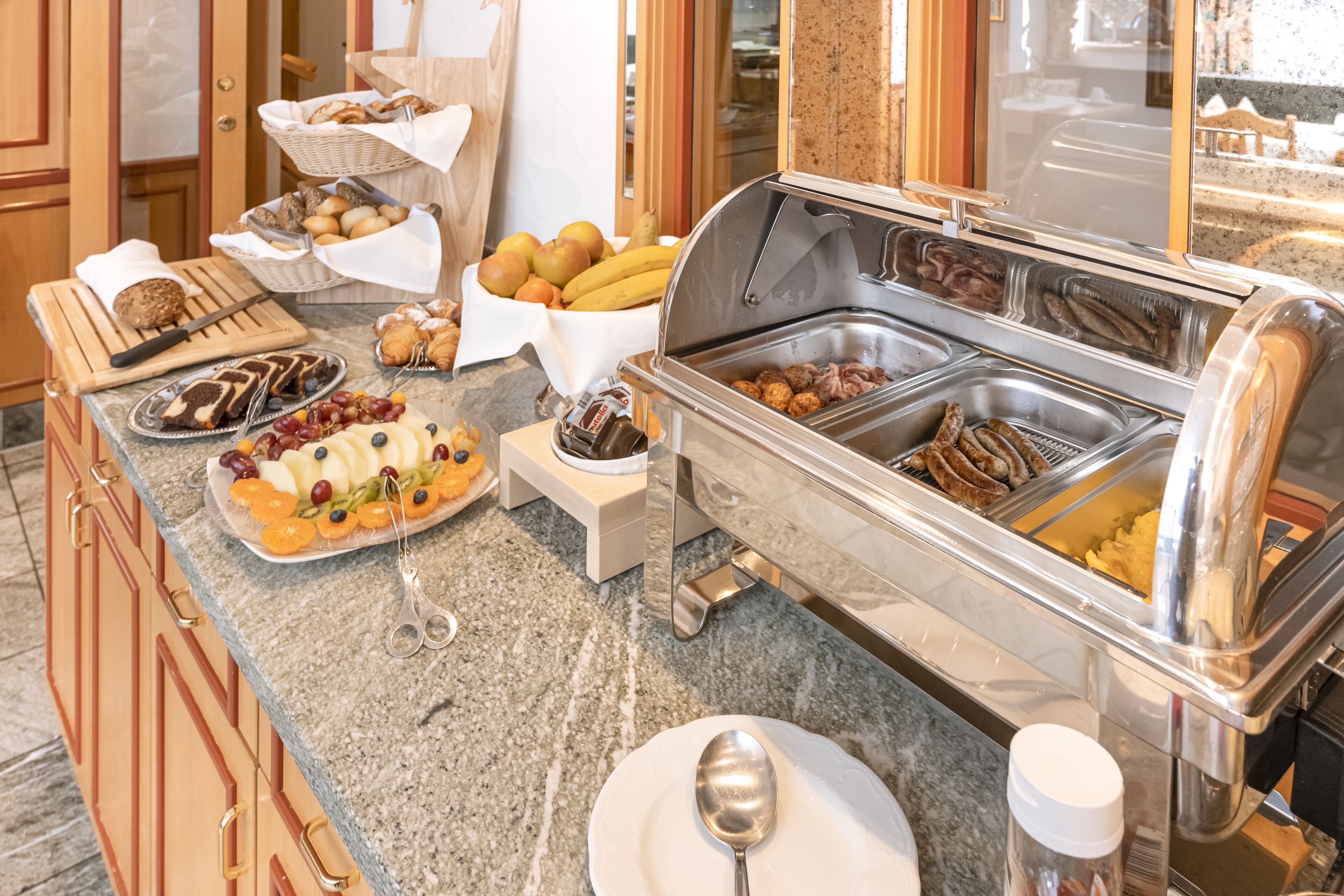 daily buffet breakfast (eur 17.50 per person)