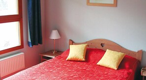 Iron/ironing board, free cots/infant beds, free WiFi