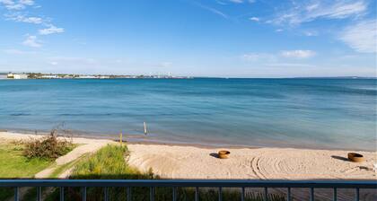 Clearwater Lakeshore Motel