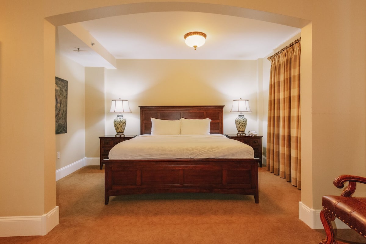 Classic King Guest Room