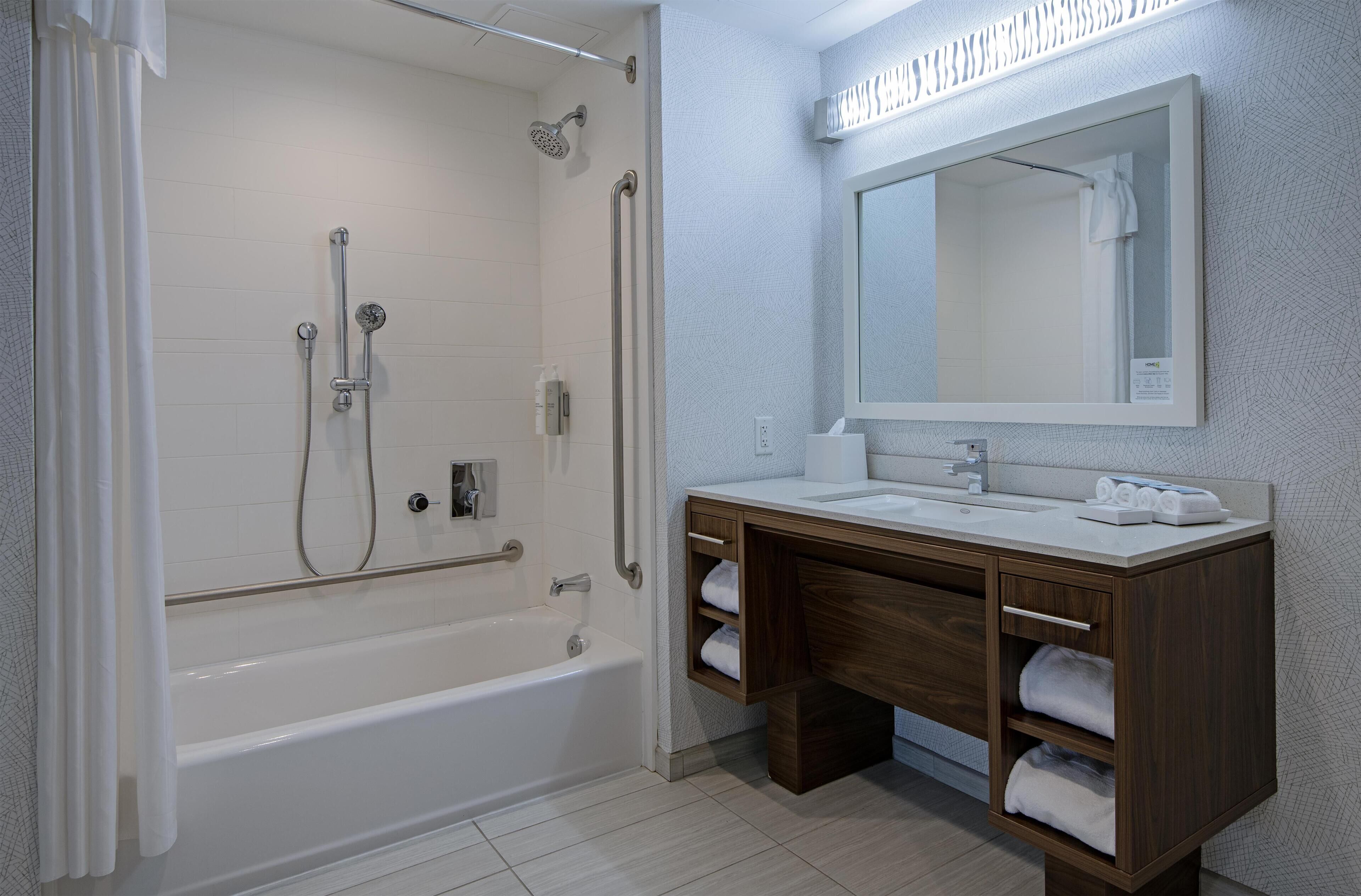 Photo - Home2 Suites by Hilton West Edmonton, Alberta, Canada