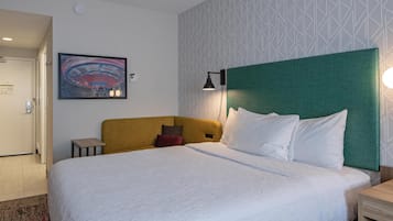 Studio, 2 Tempat Tidur Queen, Bebas Asap Rokok | Brankas, meja kerja, setrika/meja setrika, dan Wi-Fi gratis