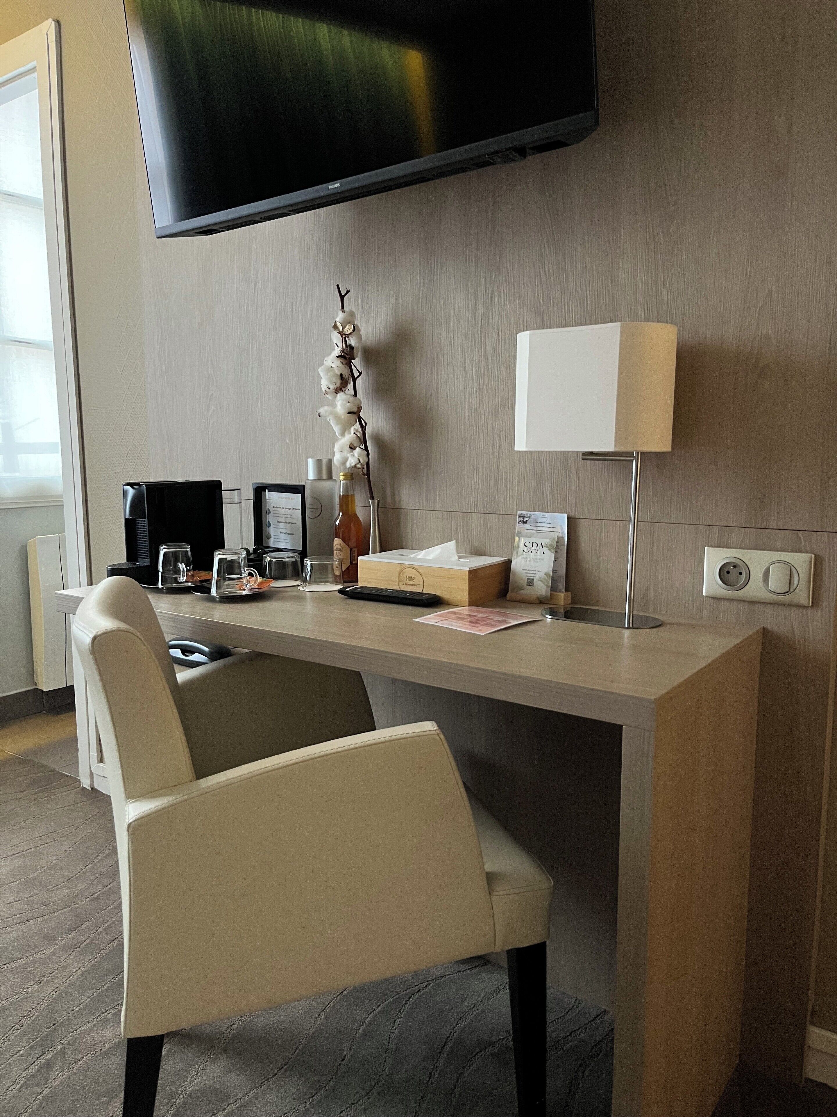 superior double room | 1 bedroom, premium bedding, desk, blackout curtains