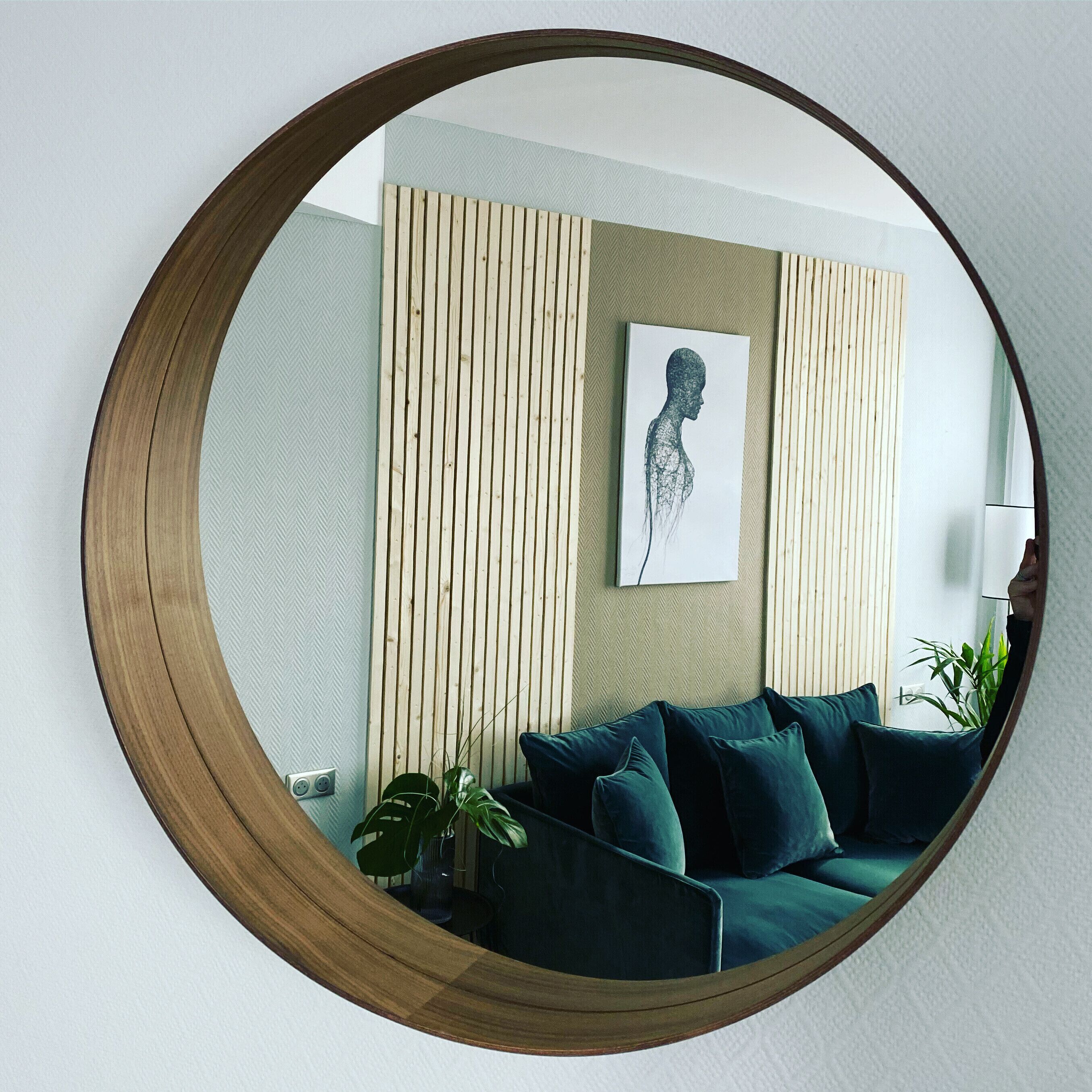 suite (soleil d'or) | living area | 50-inch flat-screen tv with digital channels, tv